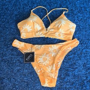 Yellow and white sun zaful bathing suit size large